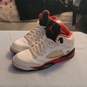 Jordan 5 Fire Red